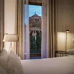 Hotel Nh Collection Palacio De Castellanos 4*