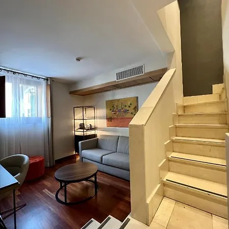 Ξενοδοχείο Nh Collection Palacio De Castellanos 4*