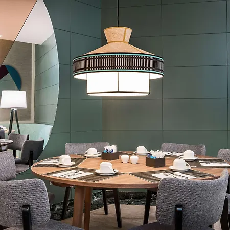 ホテル Nh Collection Palacio De Castellanos 4*