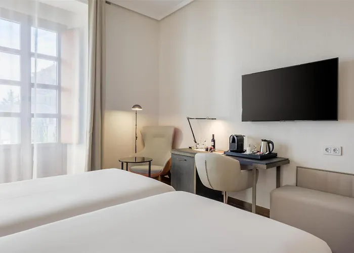 Nh Collection Palacio De Castellanos Hotel 4*