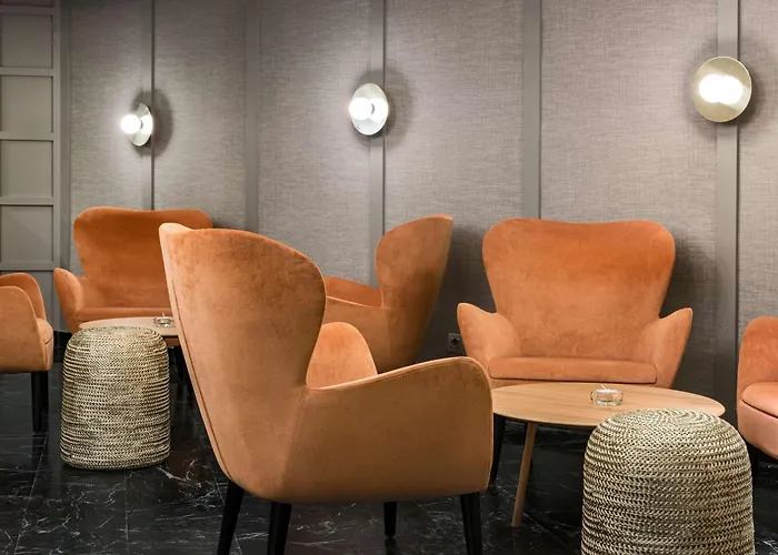 호텔 Nh Collection Palacio De Castellanos 4*