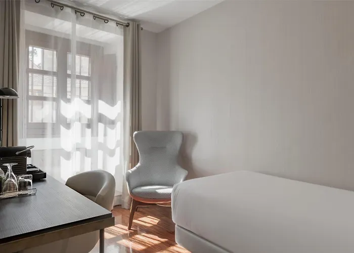 萨拉曼卡卡斯泰拉诺斯宫nh精选酒店 4*