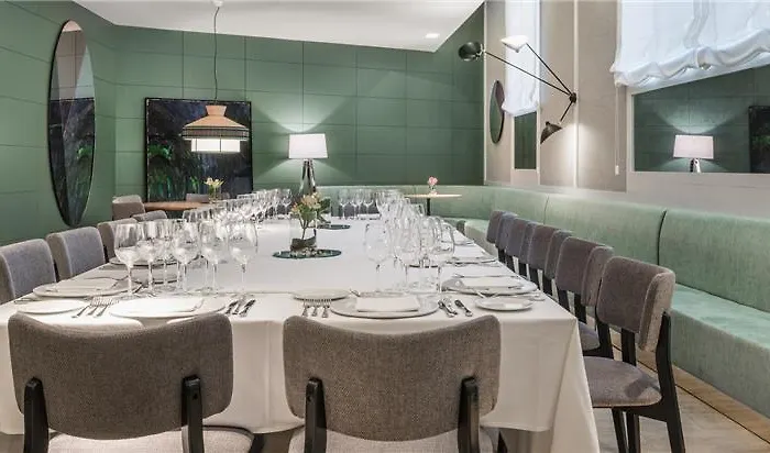 萨拉曼卡卡斯泰拉诺斯宫nh精选酒店 4*