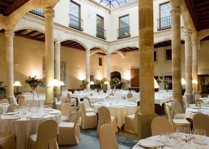 Nh Collection Palacio De Castellanos Hotel 4*